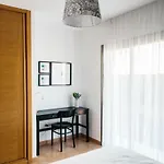 Eco White With Climatized Pool فيلة