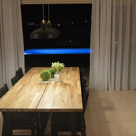 Βίλα Eco White With Climatized Pool *