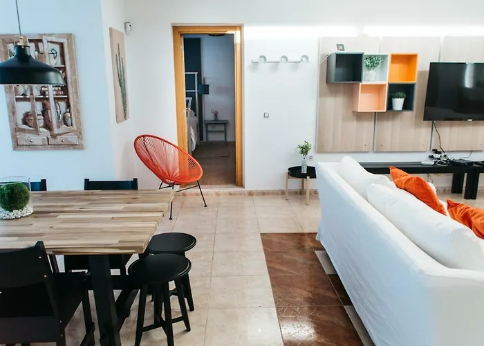 Eco White With Climatized Pool فيلة كاليتا ذي فوستي