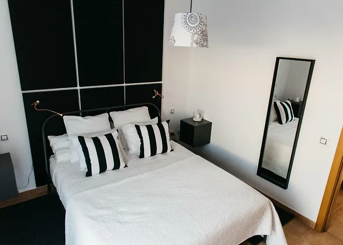 Eco White With Climatized Pool *