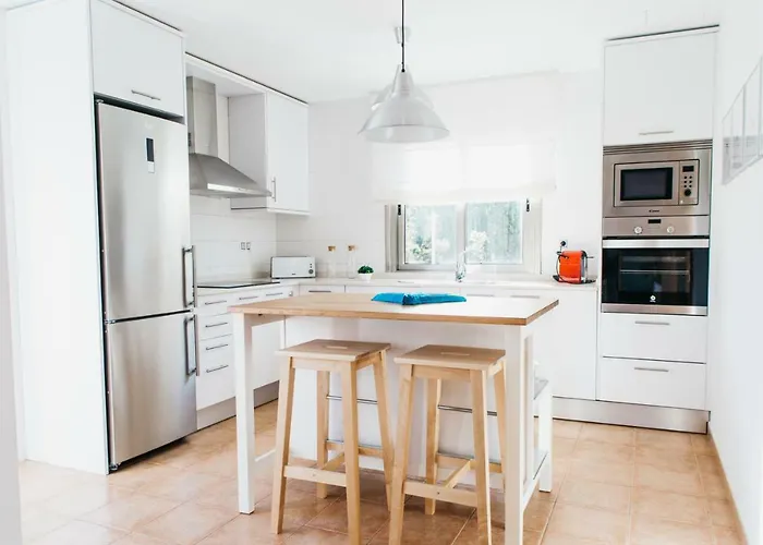 Eco White With Climatized Pool