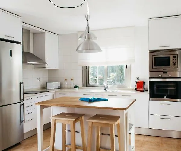 Eco White With Climatized Pool