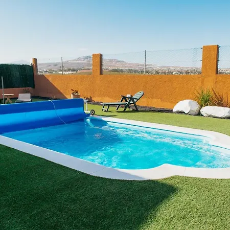 Eco White With Climatized Pool *