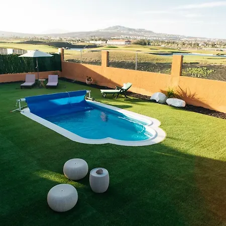 Eco White With Climatized Pool Villa