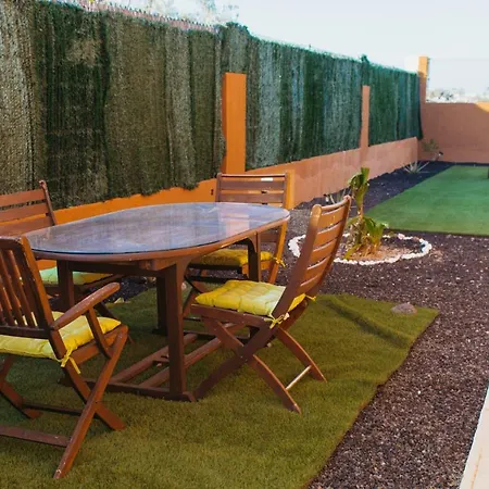 Eco White With Climatized Pool * カレタ・デ・フステ