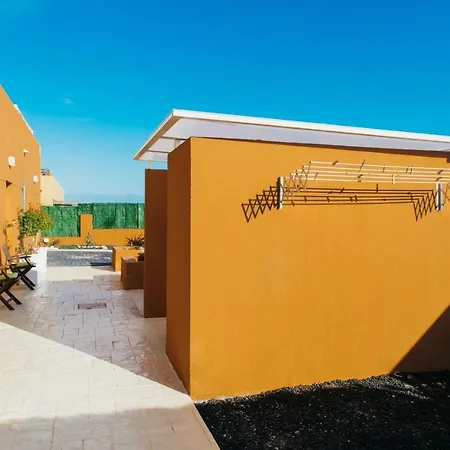 Eco White With Climatized Pool Villa