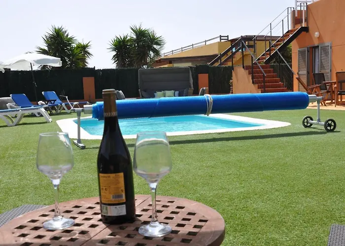 Eco White With Climatized Pool Vila