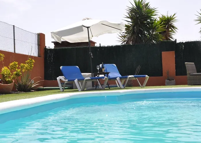 Eco White With Climatized Pool Vila *