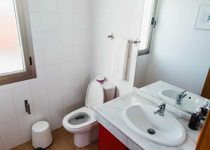 Eco White With Climatized Pool Vila *