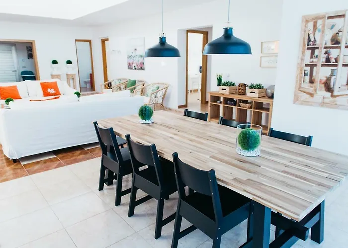 Eco White With Climatized Pool