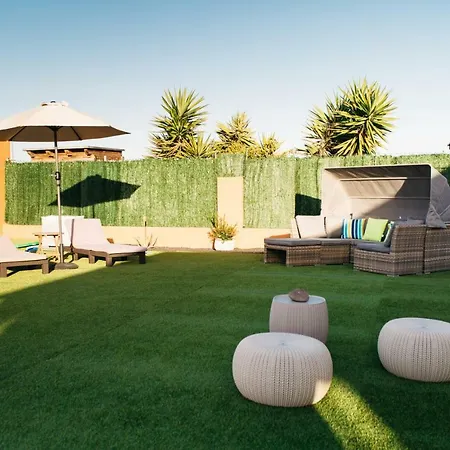 Eco White With Climatized Pool *